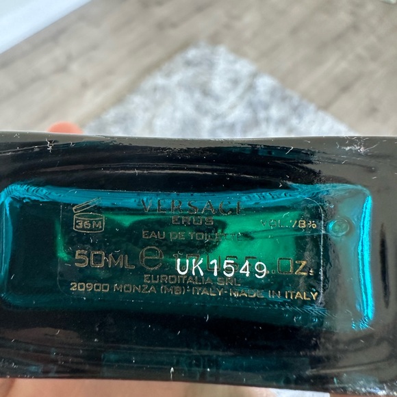 Versace Perfume Eros 50 ml - Picture 3 of 3